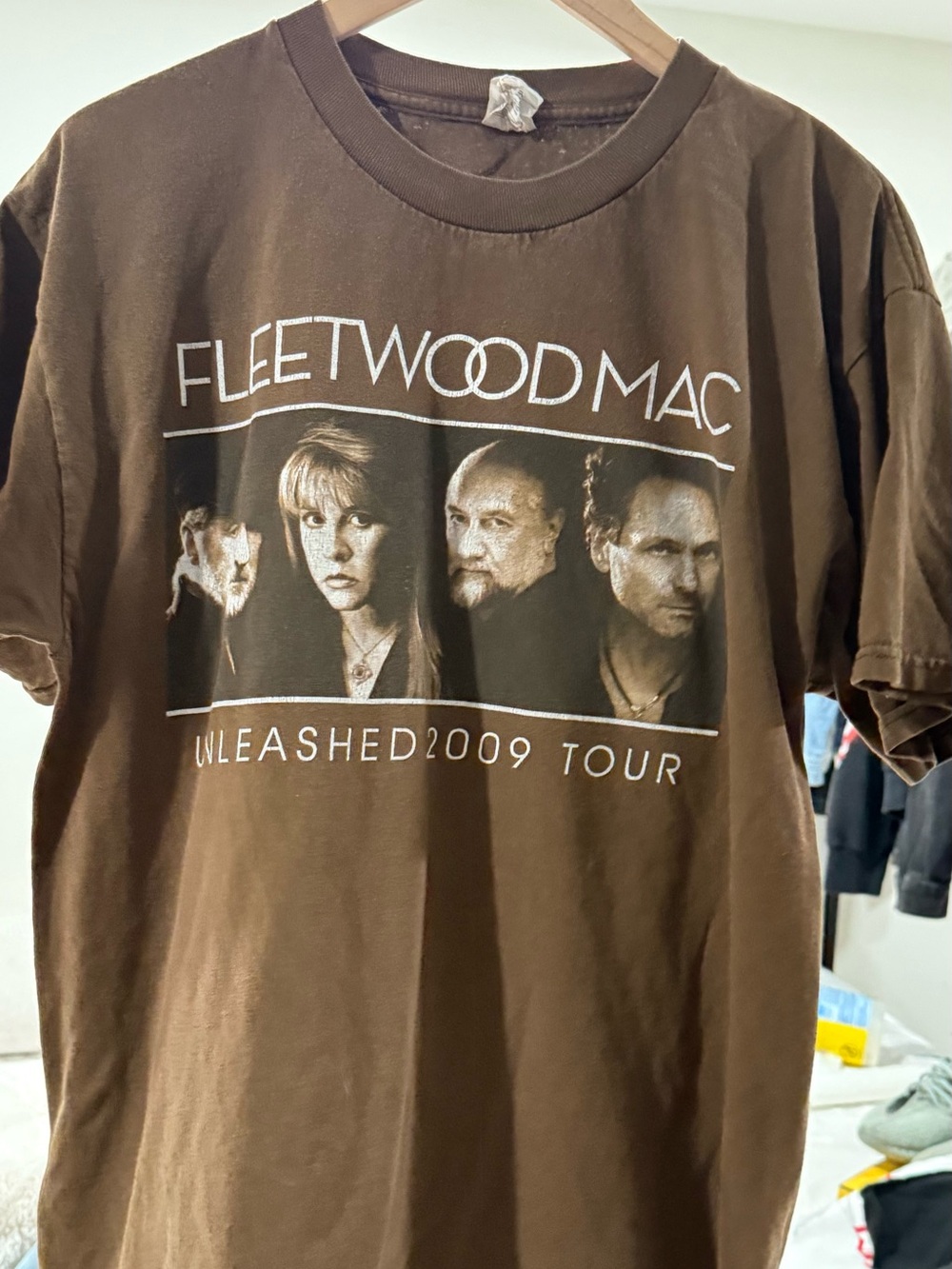 Fleetwood Mac Unleashed 2009 Tour Brown Crewneck T-Shirt